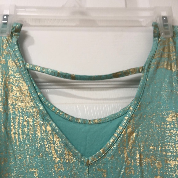 SOLD!! Beautiful Jennifer Lopez Tank Top! Size XL! - Picture 4 of 7